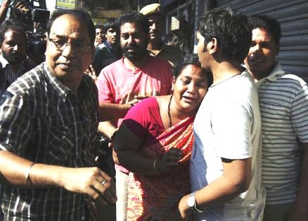 India: si schianta pullman, almeno 44 morti