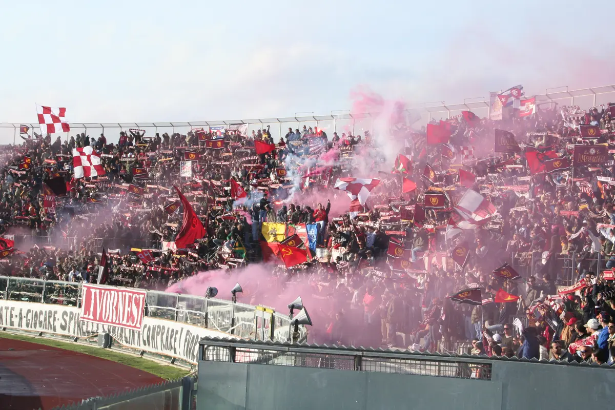 Allo stadio senza tessera: diffidati 93 tifosi della Sampdoria
