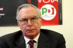 Renzi: «No al proporzionale». Epifani sul sindaco di Firenze: «Il Pd non ha solo lui»