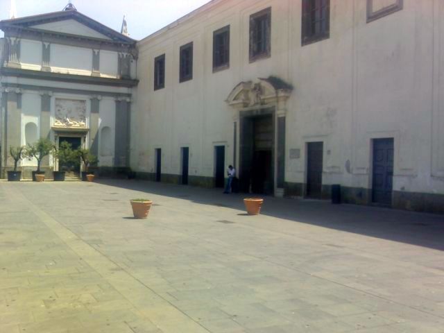 Pedonalizzazione al Vomero: la montagna partorisce il topolino