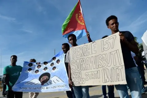 Sicilia continuano gli sbarchi: soccorsi due barconi. Ieri la commemorazione delle polemiche