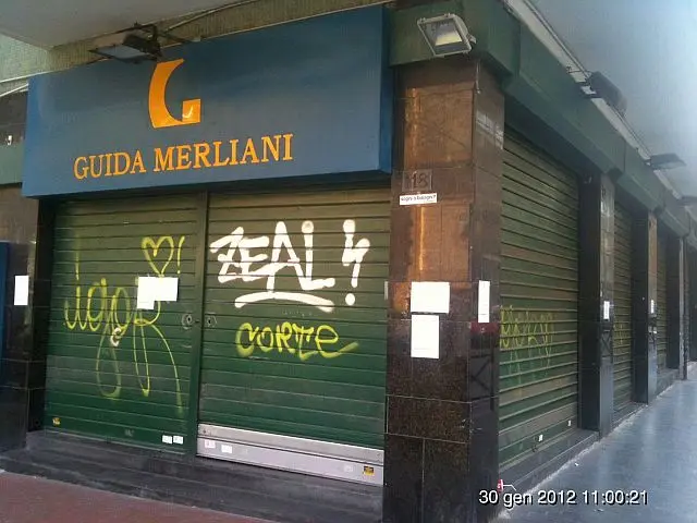 Napoli, libreria Guida a Port'Alba: troppi ritardi