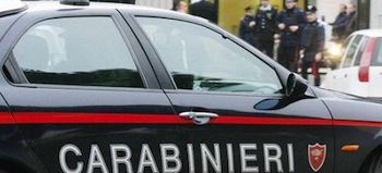 Schede telefoniche a nome della caserma, indagati due marescialli a Salerno