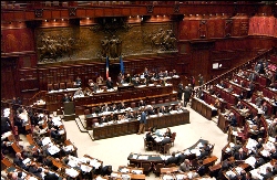 Finanziamenti partiti, Camera: via libera a tetto donazioni