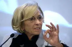 Amnistia e indulto, Ministri contro Renzi: «E' come Grillo, fa propaganda»