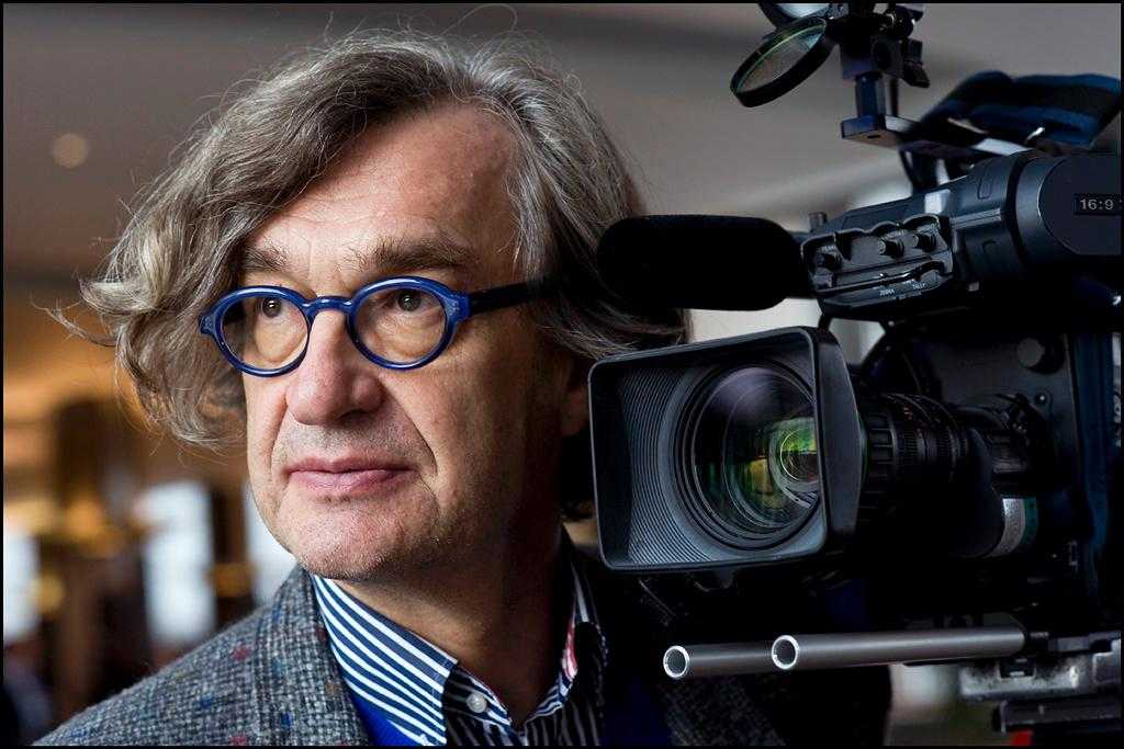 In viaggio con Wim Wenders, gli scatti del regista in mostra a Napoli