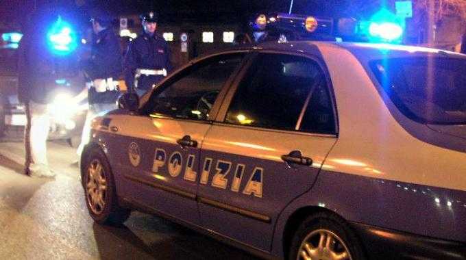 Torino: donna legata e buttata in strada da un'automobilesa. Possibile emulazione del killer di Lodi
