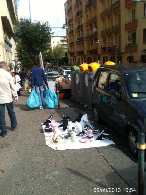 Municipalità collinare: ambulantato abusivo mai scomparso