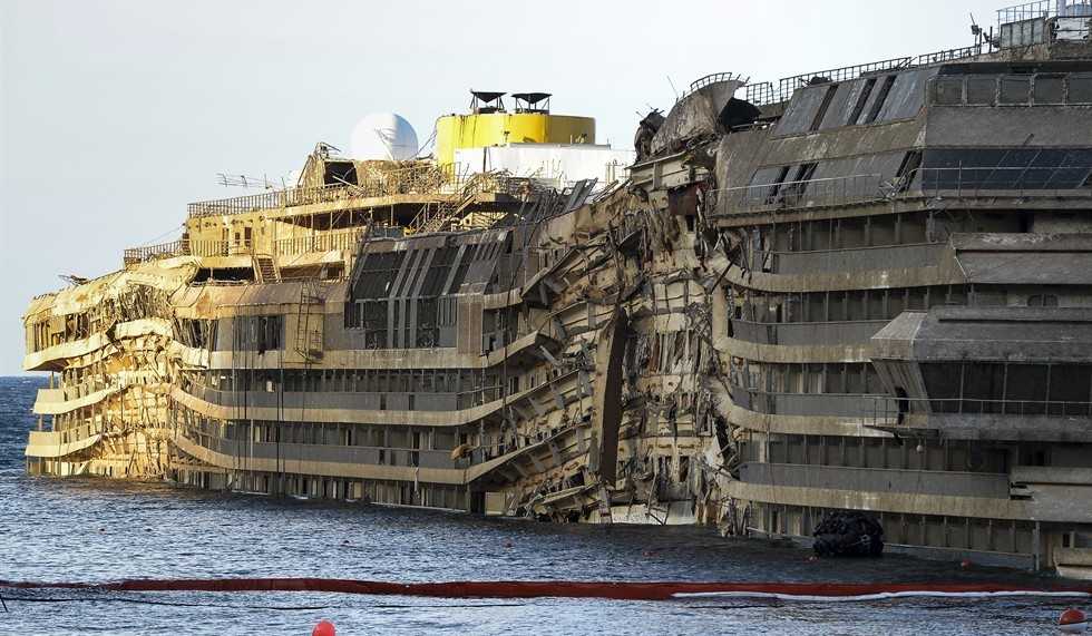 Costa Concordia: trovato il corpo di uno dei dispersi