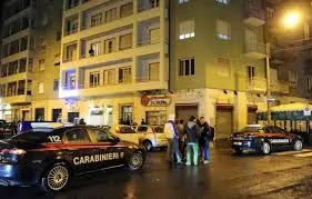 Torino: morto 42enne per difendere il figlio durante una lite. L'assassino si costituisce