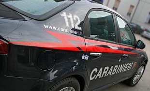 Eroina sotto il materasso: arrestato uomo