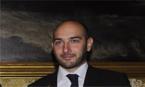 Milano, il capogruppo della Lega su Facebook: "Vendola gay e pedofilo"