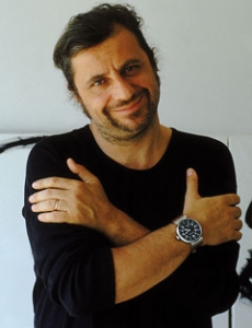 Alessandro Bergonzoni a Bondo(Tn) in un incontro sul tema "Le parole nell'arte"