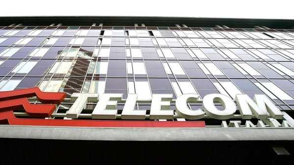 Telecom, allarme del Copasir: «A rischio sicurezza nazionale». Letta: «Vigileremo ma è privata»