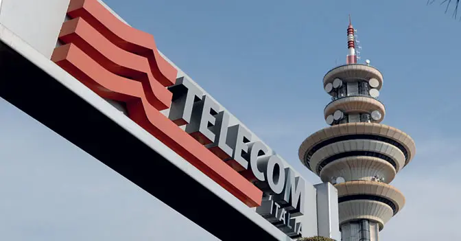 Telecom parlerà spagnolo: a Telefonica la maggioranza relativa. L'Italia perde un altro pezzo