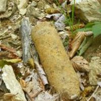 Cumiana, turisti olandesi trovano residuato bellico