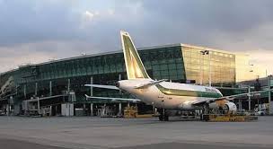 Alitalia abbandonerà l'aeroporto di Torino Caselle? I senatori del Pd lanciano l'allarme