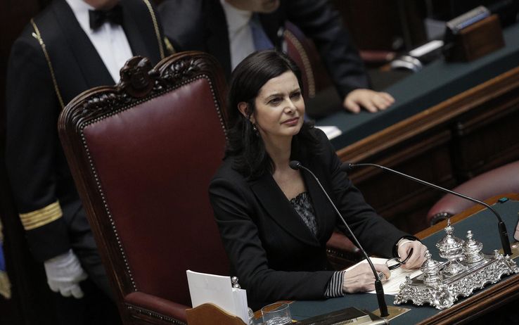 Omofobia, Pd e Pdl in disaccordo: la Camera rinvia. Ed è scontro tra M5S e la Boldrini