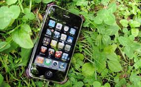 Escalation di furti di cellulari: alcuni consigli in caso di furto