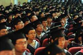 Un'università cinese vieta il suicidio ai suoi studenti, scoppia la polemica