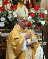Discorso del Vescovo per la benedizione dei feretri delle tre vittime del Silos di Lamezia
