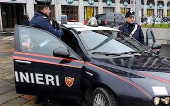 Suicidio annunciato in chat, 17enne salvato dai Carabinieri