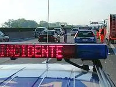Milano, incidente stradale sulla tangenziale est: Morto un motociclista 27enne