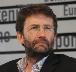 Franceschini spalleggia Renzi: «Se unisce il Pd, lo voterò»