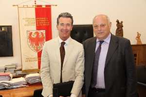 Il presidente Durnwalder ha ricevuto il console onorario della Polonia, Walter Cappelletto