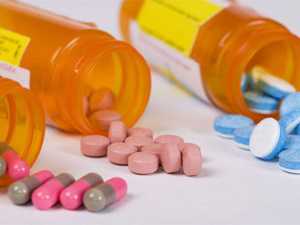 A un paziente su 100 prescritto il farmaco sbagliato per non dire controindicato. Lo dice uno studio