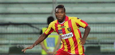 Lecce, Vinetot: "Meglio partire subito con la Salernitana"