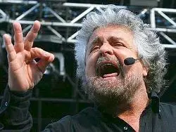 «Comunione e disperazione», Grillo attacca il Meeting di Rimini