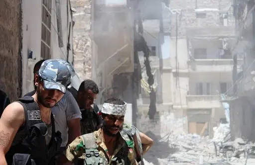 Siria, attivisti: a Damasco le armi chimiche uccidono centinaia di persone. Il regime smentisce