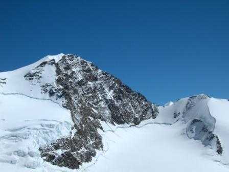 Due alpinisti muoiono sul Monte Rosa, uno è l'ex primario dell'ospedale San Giovanni Bosco di Torino