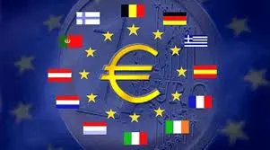 Eurozona, segnali si ripresa: produzione industriale +0,7%