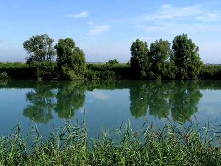 Scomparsi tre ragazzi nel fiume Adige