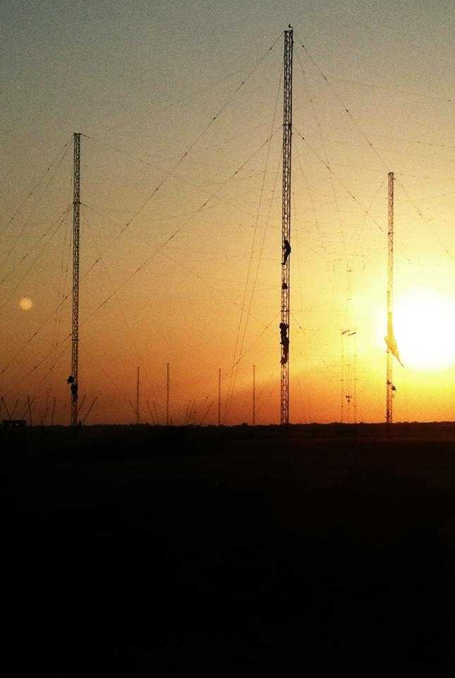 No Muos: attivisti pacificamente sulle antenne della base americana