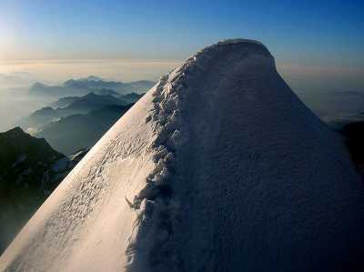 Monte Rosa: disperso alpinista veneto