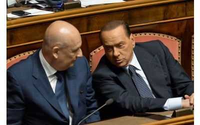 Condanna Berlusconi: il Pdl minaccia la crisi. È scontro col Pd