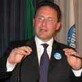 L'ex Presidente della Provincia di Salerno E. Cirielli indagato per corruzione