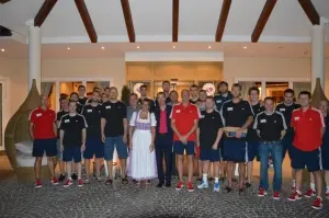 Sindaco Tschurtschenthaler riceve la squadra nazionale di basket russa