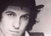 Depredata tomba di Rino Gaetano, l'appello della sorella Anna