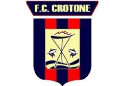 Calcio, le operazioni di mercato del Crotone: acquistato Dezi, Gabionetta e Ligi al Parma