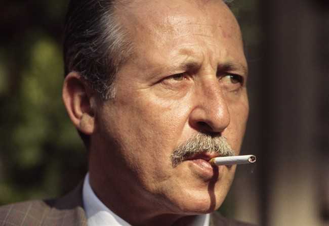 "Chi non ha paura muore una volta sola". Paolo Borsellino il magistrato che insegnò il coraggio