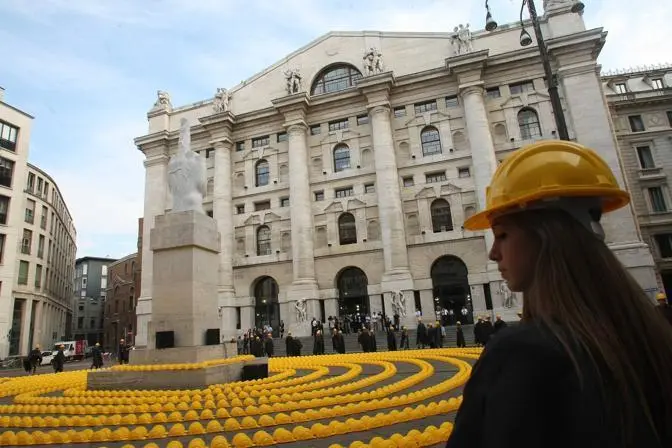 Piazza Affari, Giornata della collera (bis). Squinzi:«Troppe vessazioni sull'edilizia»