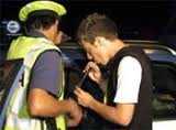Guida in stato di ebrezza: assolto l'automobilista se l'alcooltest riporta due risultati uguali