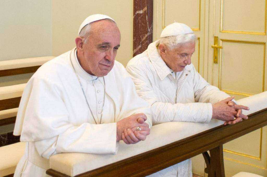 Presentata "Lumen Fidei", la prima enciclica di Papa Francesco iniziata da Ratzinger