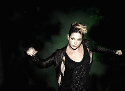 Sarahjane Olog: da domani in radio il singolo "Telling On You"
