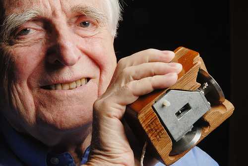 É morto Douglas Engelbart, l'inventore del mouse