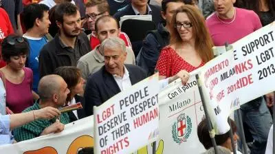 Gay Pride Milano, Pisapia: «Diritti per tutti»